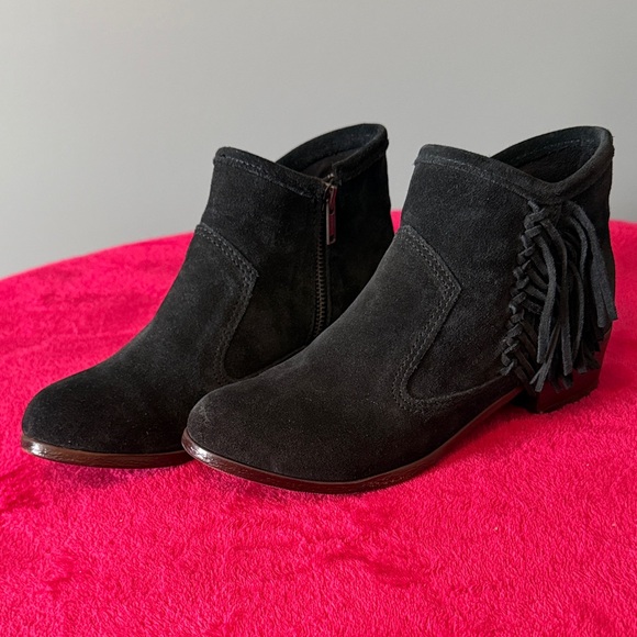 Minnetonka Shoes - Minnetonka Black Suede Fringe Ankle Boots